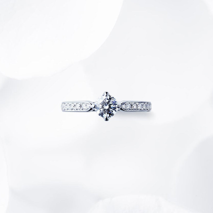 Shown with a 0.50 ct sample diamond.<br>Diamond carat weight varies depending on order details.