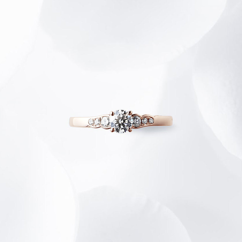Shown with a 0.32 ct sample diamond.<br>Diamond carat weight varies depending on order details.