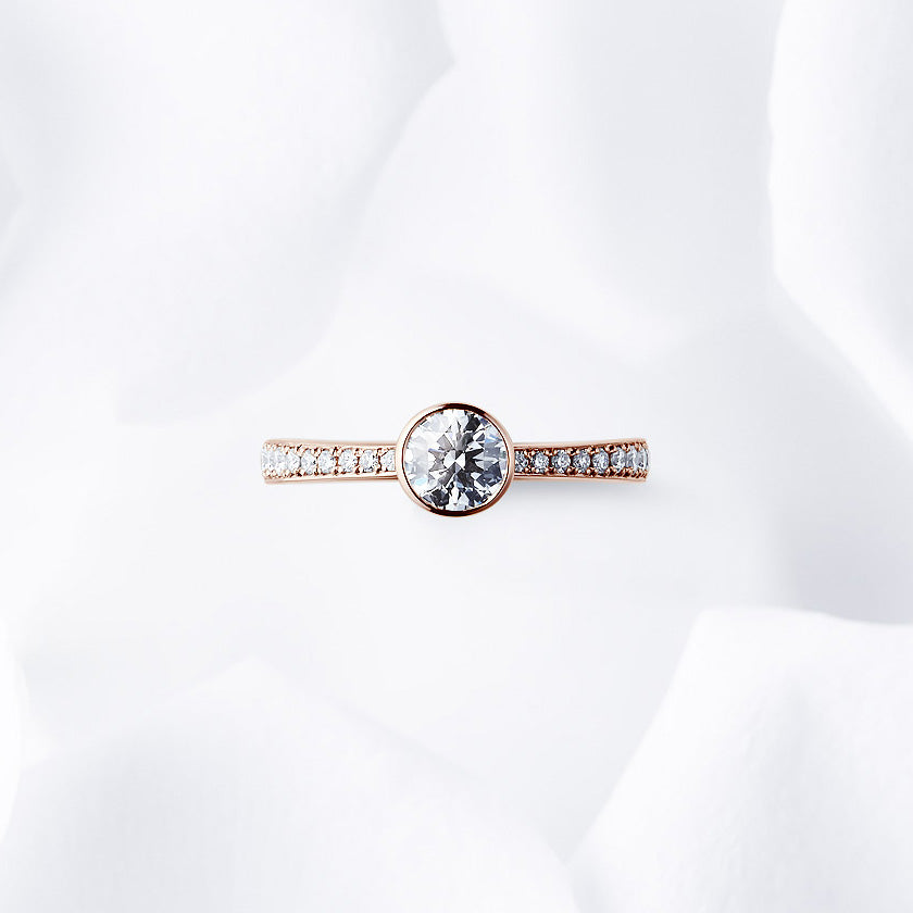 Shown with a 0.72 ct sample diamond.<br>Diamond carat weight varies depending on order details.