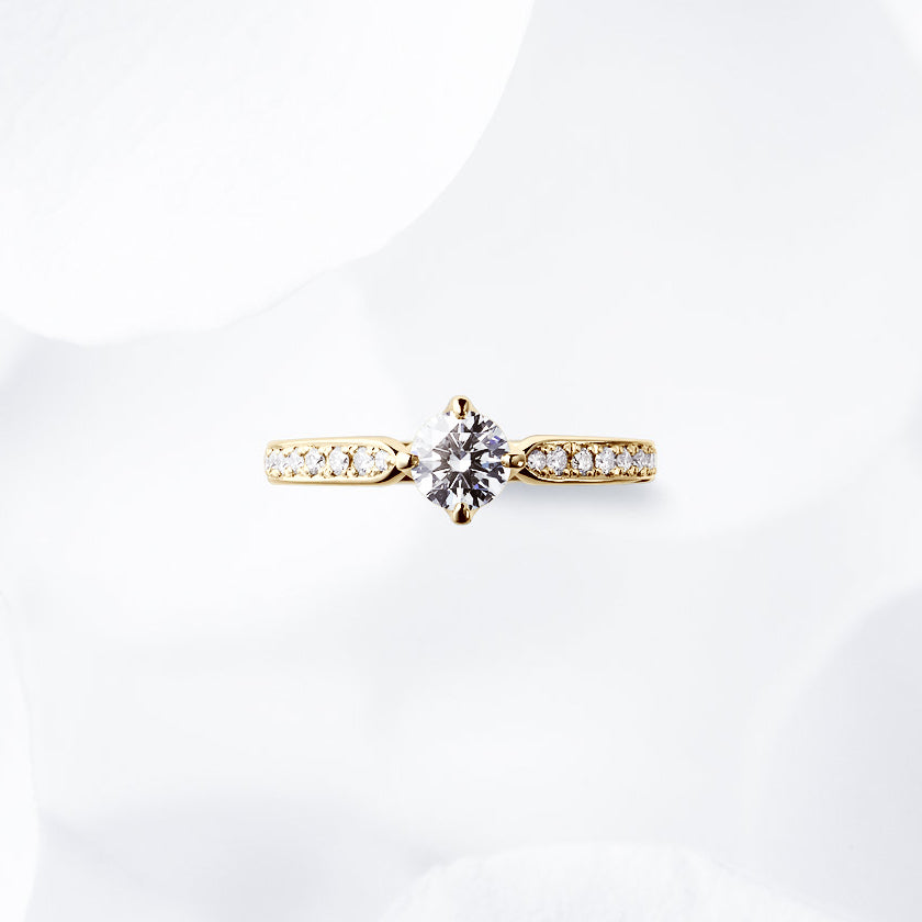 Shown with a 0.50 ct sample diamond.<br>Diamond carat weight varies depending on order details.