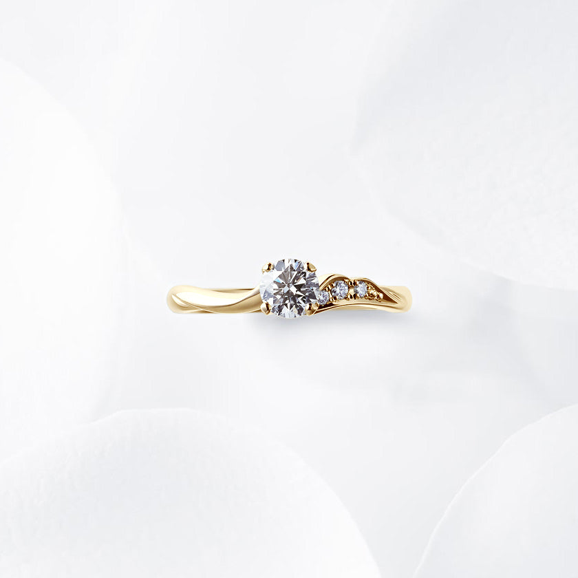 Shown with a 0.42 ct sample diamond.<br>Diamond carat weight varies depending on order details.