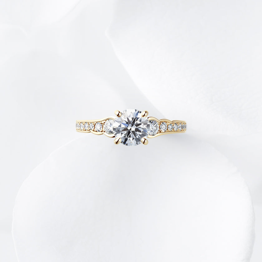 Shown with a 1.03 ct sample diamond.<br>Diamond carat weight varies depending on order details.