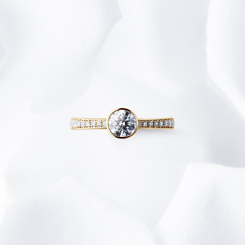 Shown with a 0.72 ct sample diamond.<br>Diamond carat weight varies depending on order details.