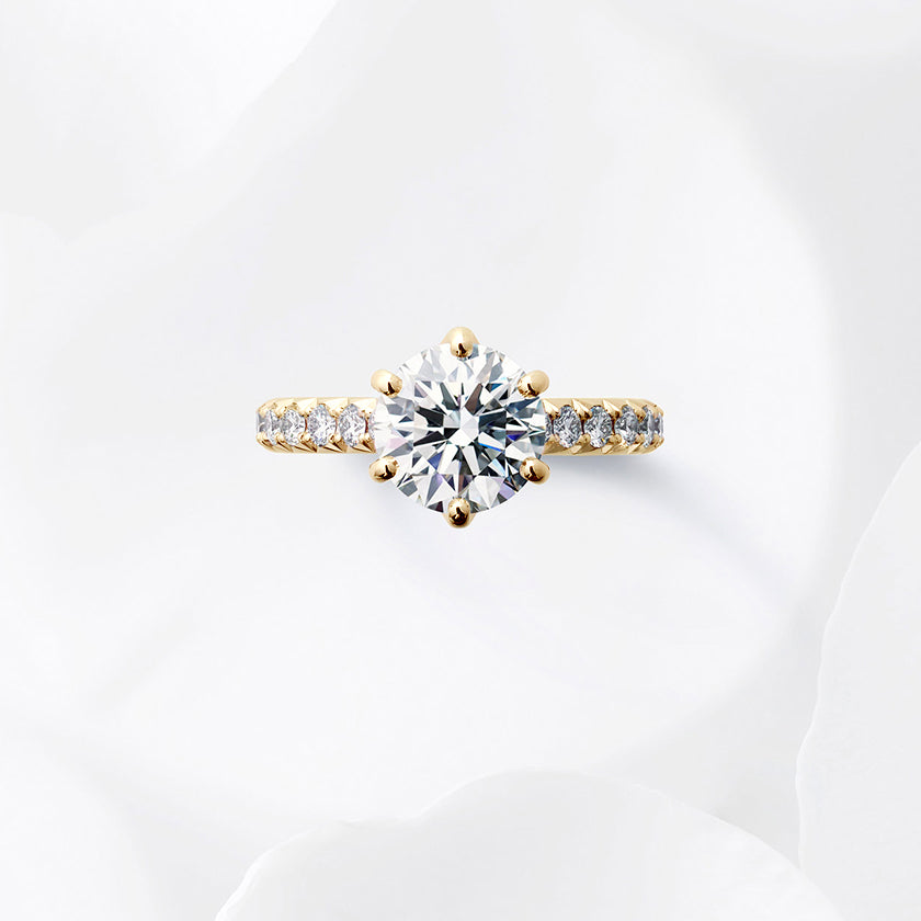 Shown with a 2.07 ct sample diamond.<br>Diamond carat weight varies depending on order details.