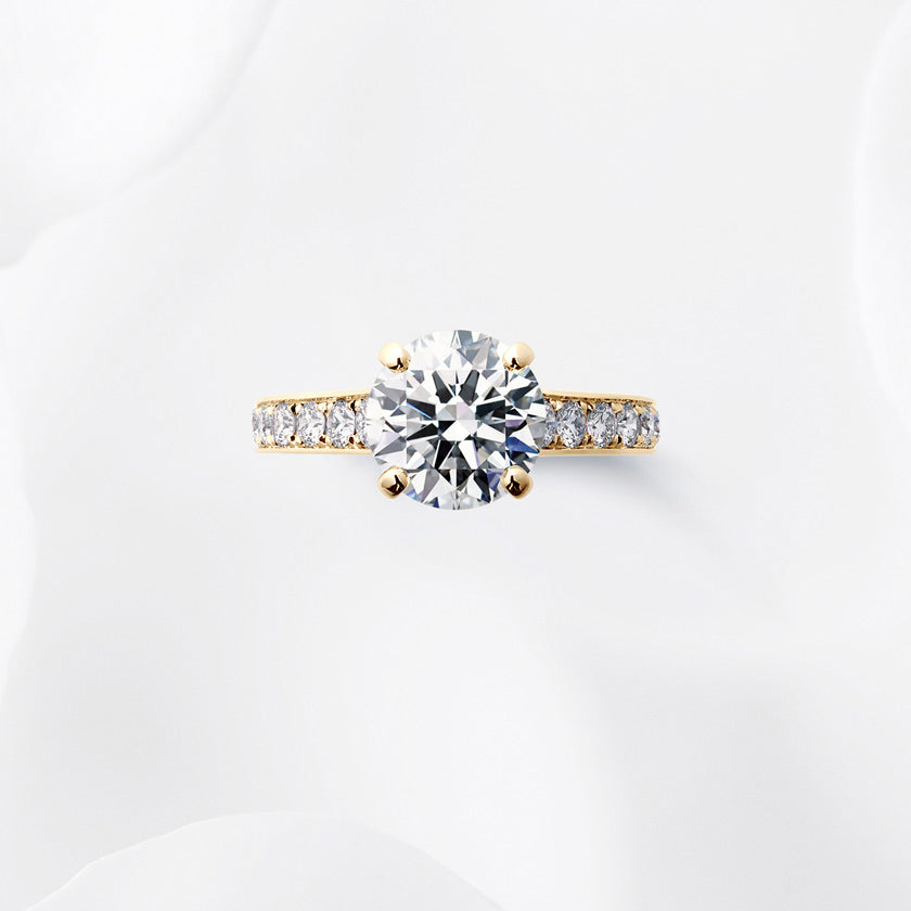 Shown with a 2.19 ct sample diamond.<br>Diamond carat weight varies depending on order details.