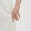 This ring has a Japanese ring size of 9.
The center diamond carat weight is 0.58 ct.